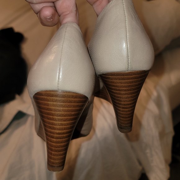 Franko Sarto leather pumps - Picture 3 of 4